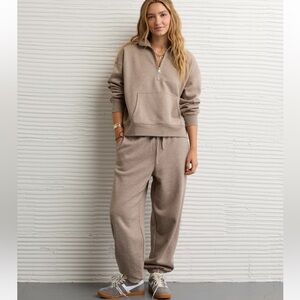American Eagle Everyday Luxe Quarter Zip & Joggers in Coffee
